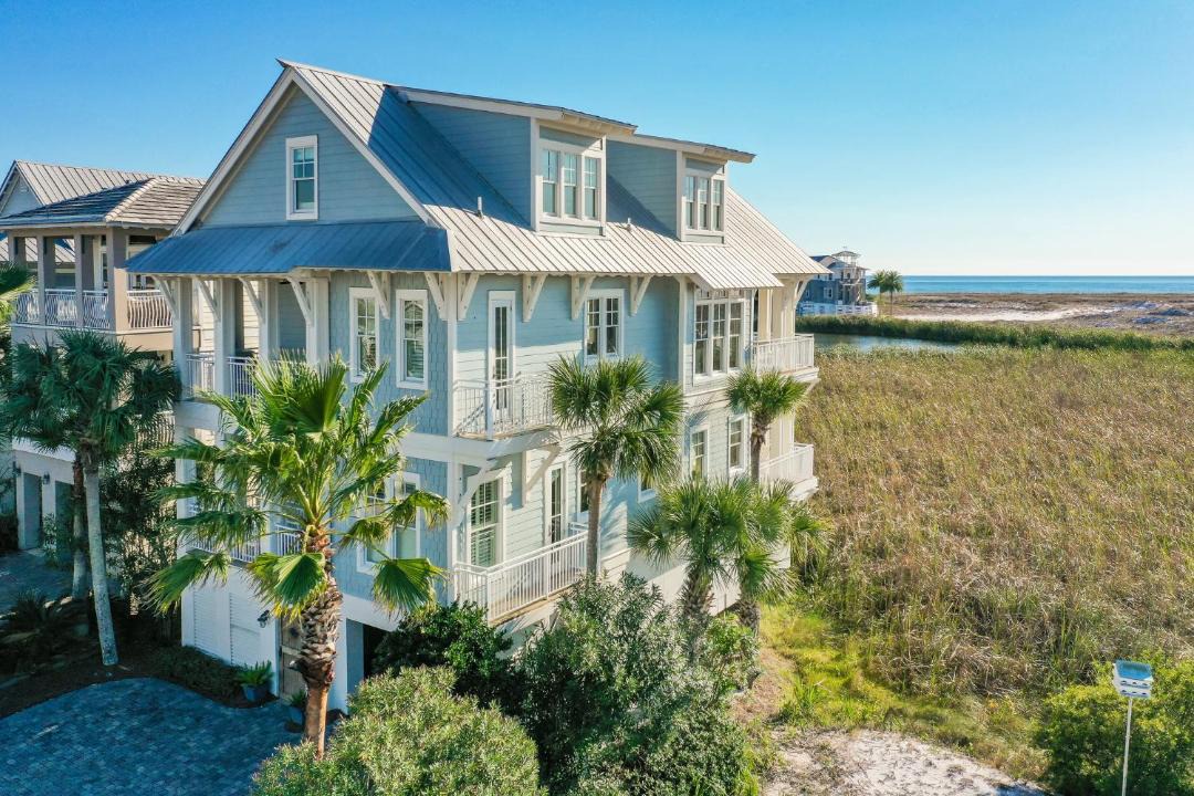 Photo of Others in Holiday Isle