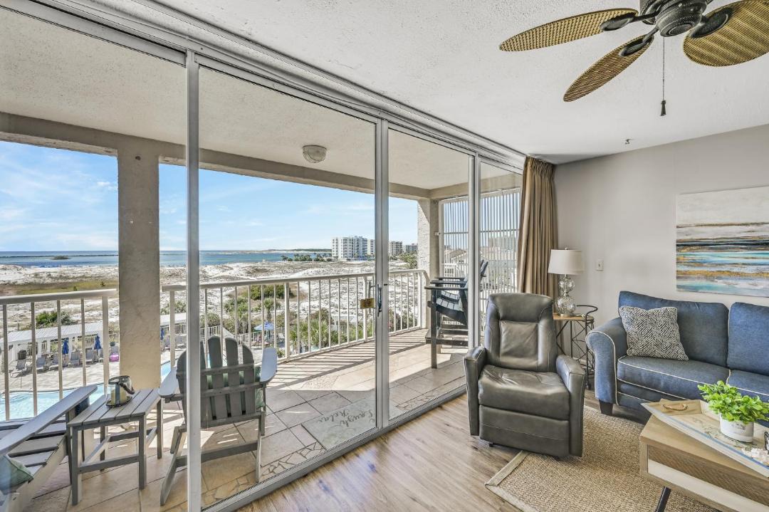 Photo of Patio Balcony in Holiday Isle