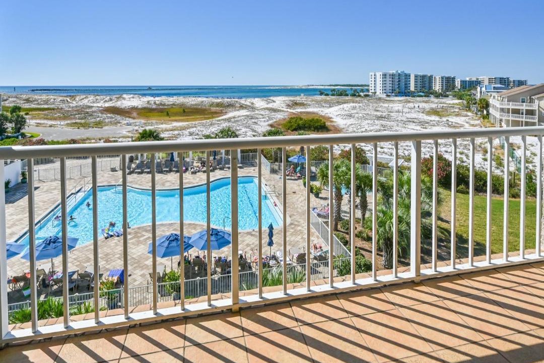 Photo of Patio Balcony in Holiday Isle