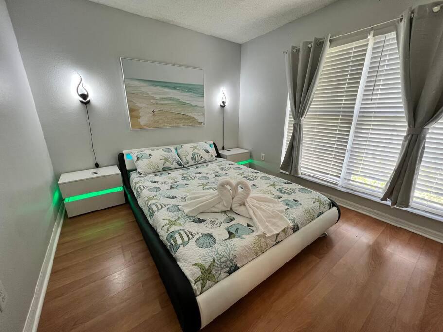 Photo of Bedroom in Bearss Plaza