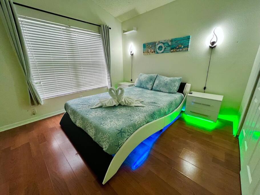 Photo of Bedroom in Bearss Plaza