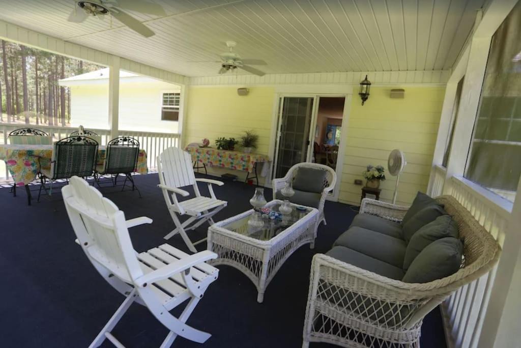 Photo of Livingroom in Eastman