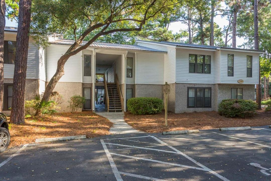 Photo of Buildings in Saint Simons Heights