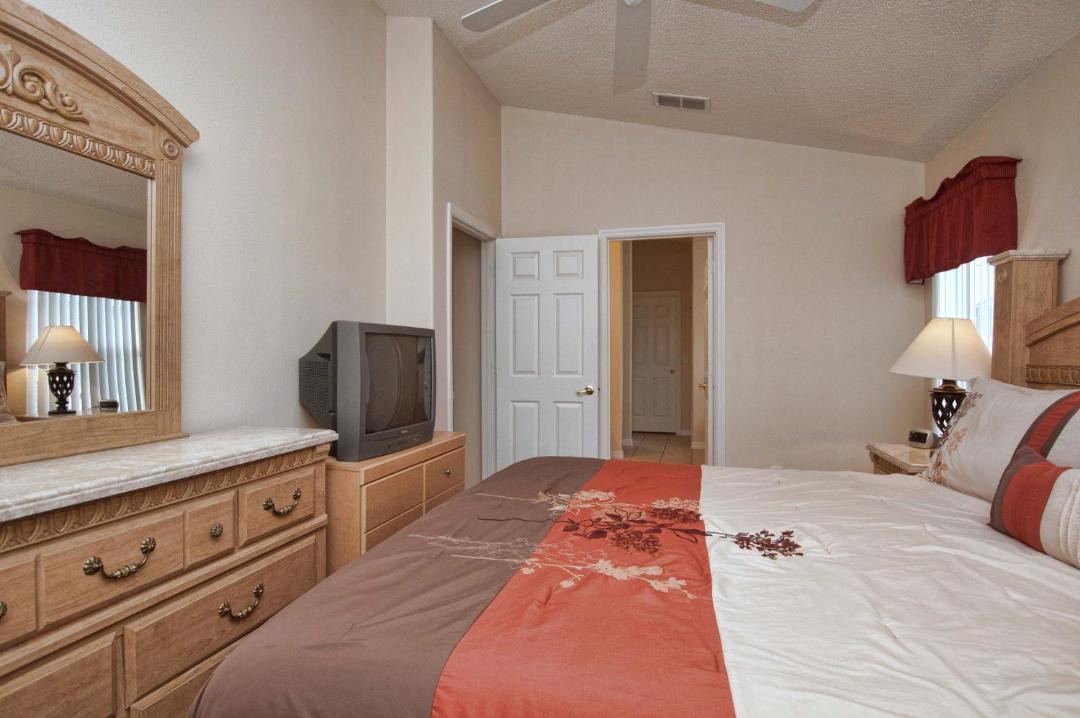 Photo of Bedroom in Windsor Palms
