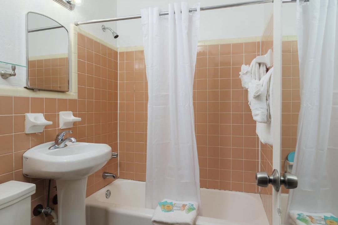 Photo of Bathroom in Cocoa Beach