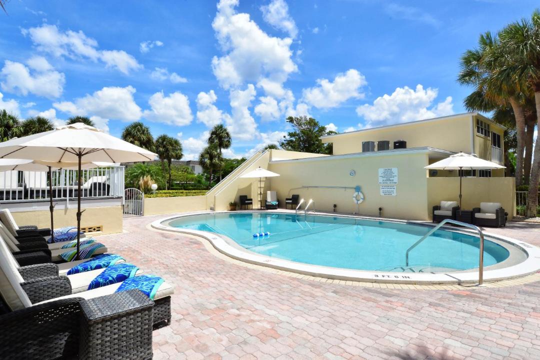 Photo of Others in Longboat Key