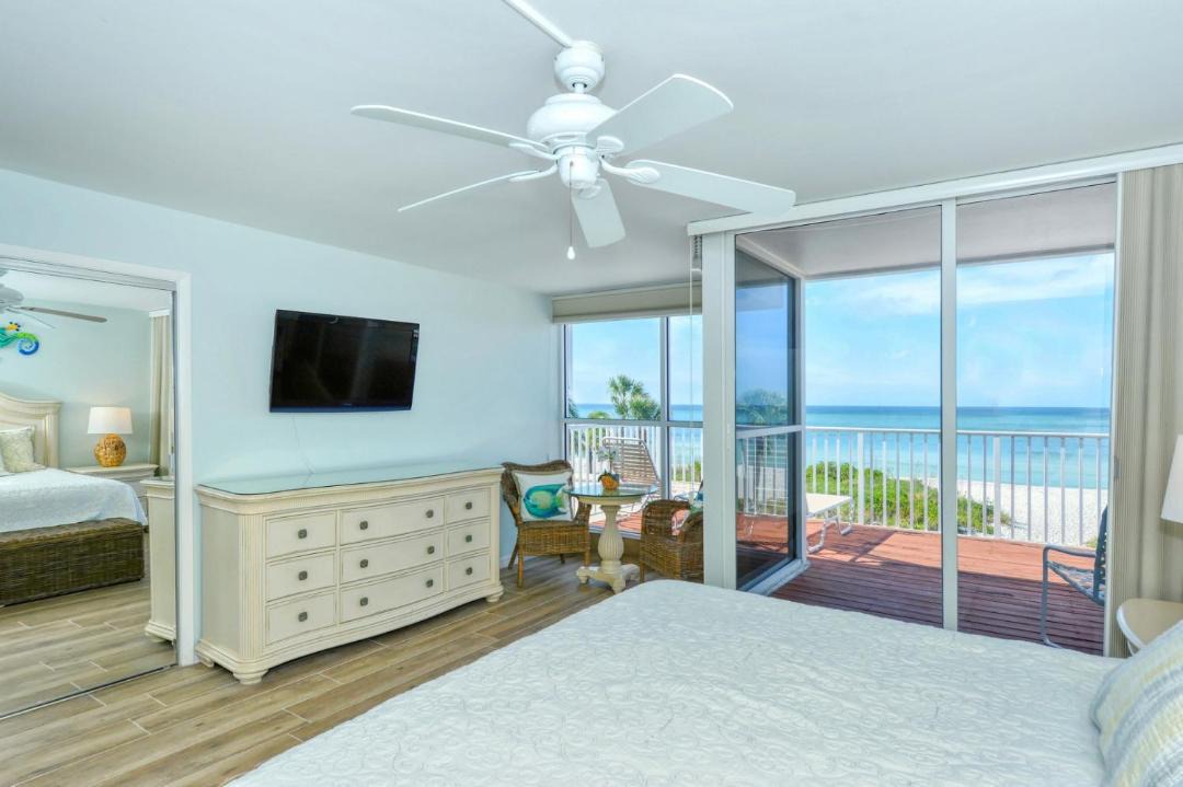 Photo of Others in Longboat Key
