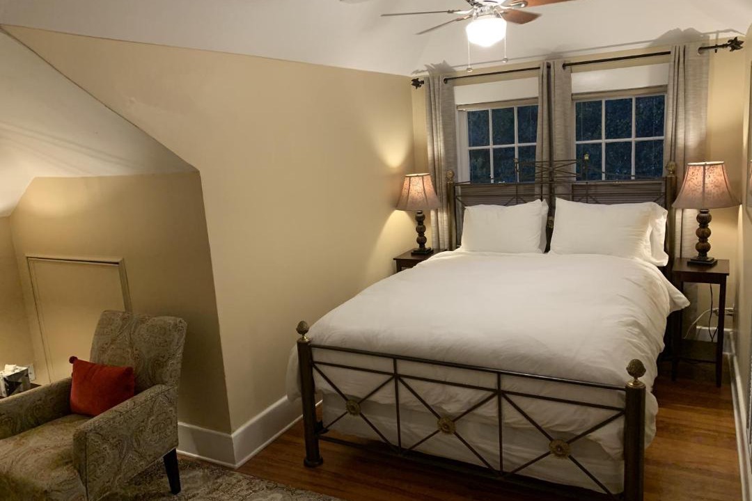 Photo of Bedroom in Historic Old Northeast