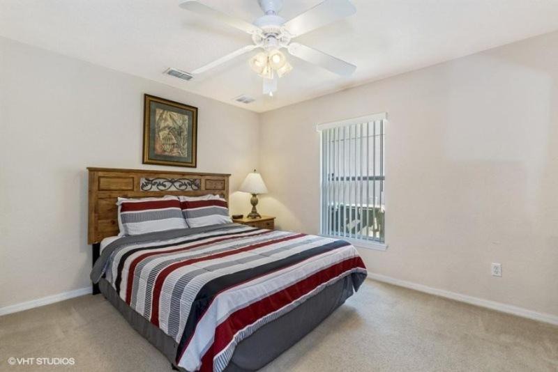Photo of Bedroom in Greater Groves