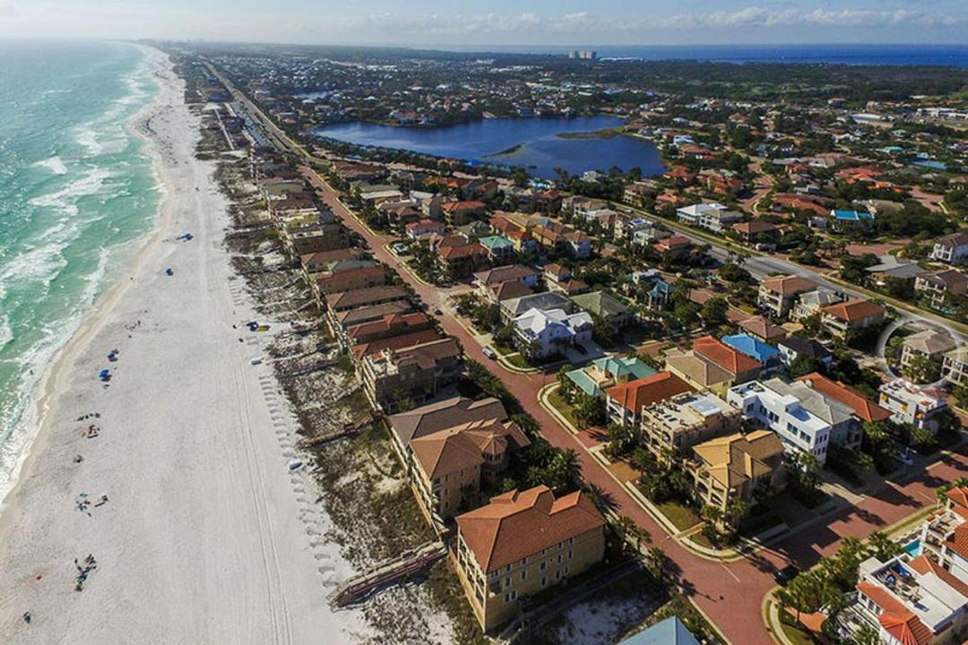 Photo of Others in Destin