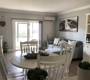 Island Manor 