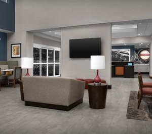 Hampton Inn Suites Polk Parkway 