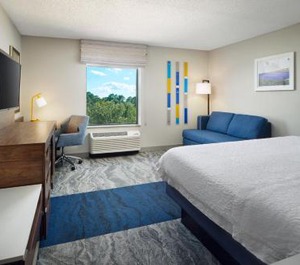 Hampton Inn 