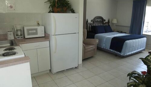 Standard Room, Kitchen