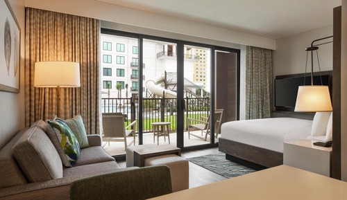 Studio Suite, 1 King Bed (Patio/Pool Access)