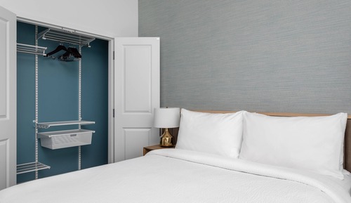 Suite, 1 Bedroom (Hearing Accessible)