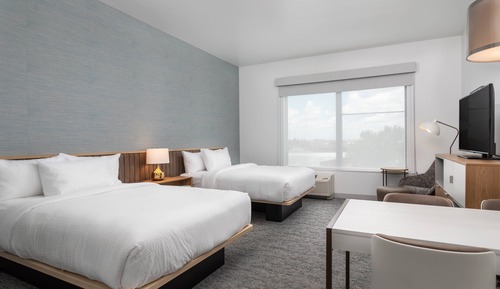 Studio, 2 Queen Beds, Non Smoking, Theme Park View