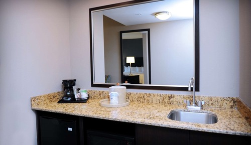 Room, 1 King Bed, Accessible