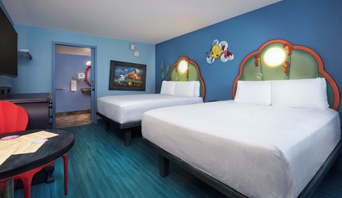 The Little Mermaid Standard Room. Wheelchair accessible with tub and option for hearing accessibilit