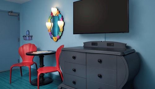 The Little Mermaid Standard Room. Hearing accessible - visual alarms and notifications. 2 double bed