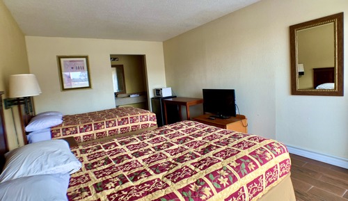 Room, 2 Queen Beds, Non Smoking
