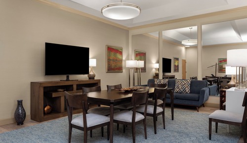 1 King Bed, Presidential, Mobility/Hearing Access Suite, Roll-In Shower, NSMK
