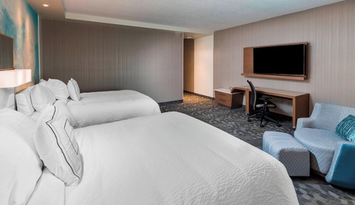 Room, 2 Queen Beds, Hearing Accessible (Accessible Bathtub)