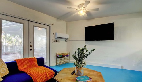 Comfort Apartment, 1 Queen Bed with Sofa bed