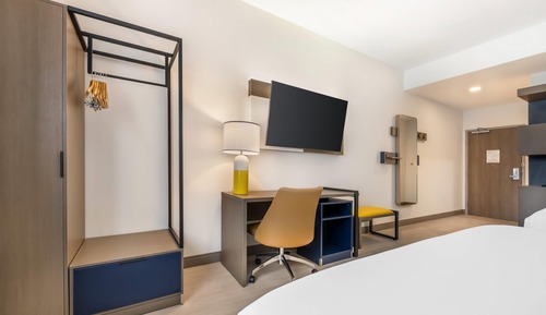 Standard Room, 2 Queen Beds, Non Smoking