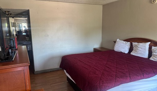 Deluxe Room, 1 King Bed, Non Smoking