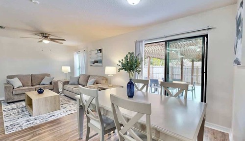 House, Multiple Beds, Patio, Garden View (6354 Enterprise Dr)