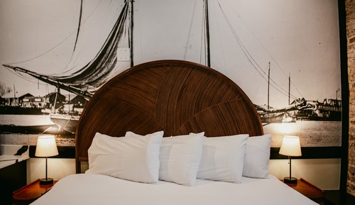 Signature Studio, 1 King Bed, City View