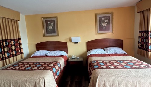 Double Room, 2 Double Beds