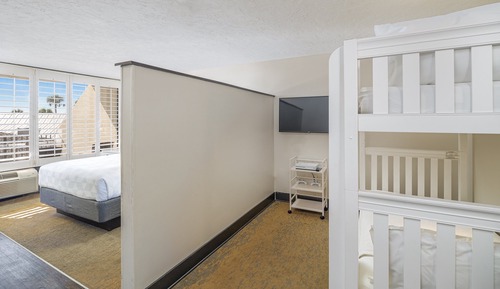 Standard Room, Multiple Beds