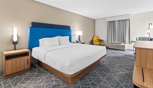 One King Bed