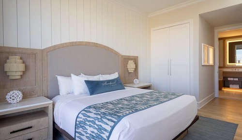 Suite, 1 Bedroom (King, Standard View)