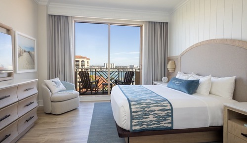 Room, 1 King Bed (Partial Coastal View)