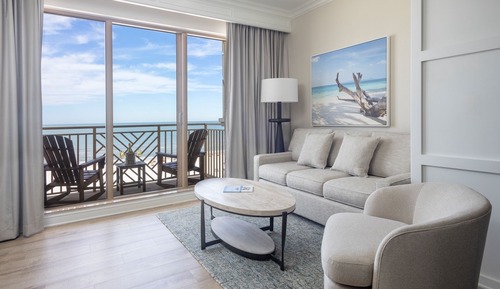Junior Suite (King With Sleeper Sofa - Gulf Front)