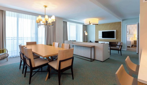 Suite, 1 King Bed (Hospitality Suite)