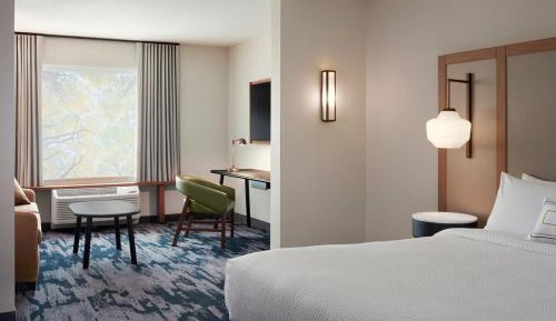 One-Bedroom King Suite with Sofa Bed and No View