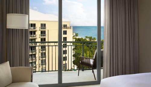 Partial Ocean View with 1 King Bed