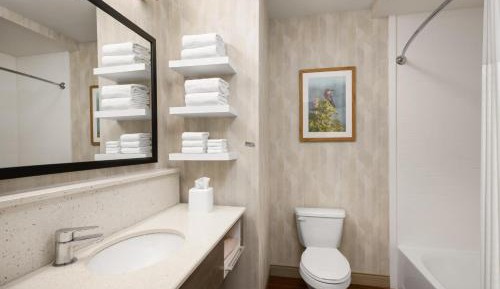 Queen Room with Two Queen Beds - Hearing Access/Non-Smoking