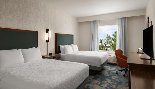 Queen Room with Two Queen Beds - Non-Smoking