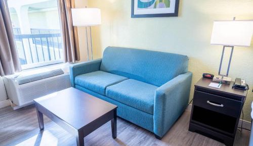 King Room with Sofa Bed - Non-Smoking