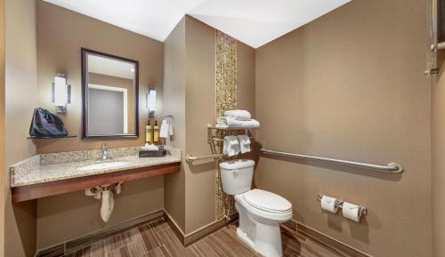 King Suite - Disability Access