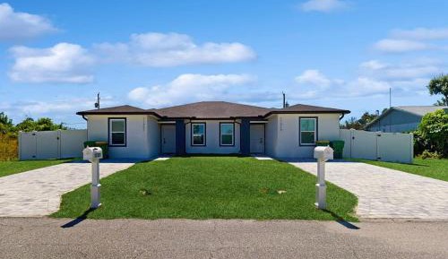 Six-Bedroom House