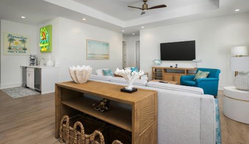 Coral Reefer Suite