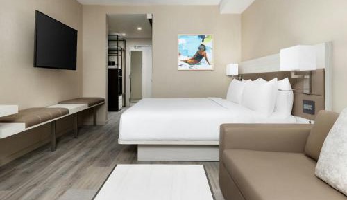 King Room - Hearing Accessible