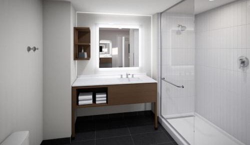 One-Bedroom Suite with Walk-In Shower