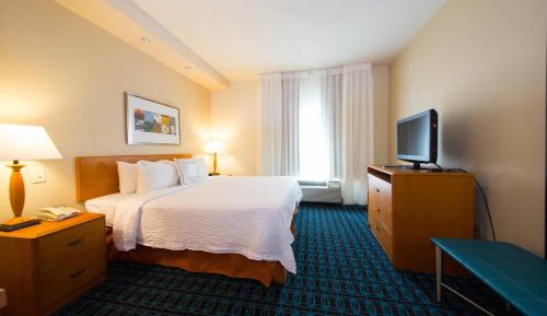King Room - Hearing Accessible